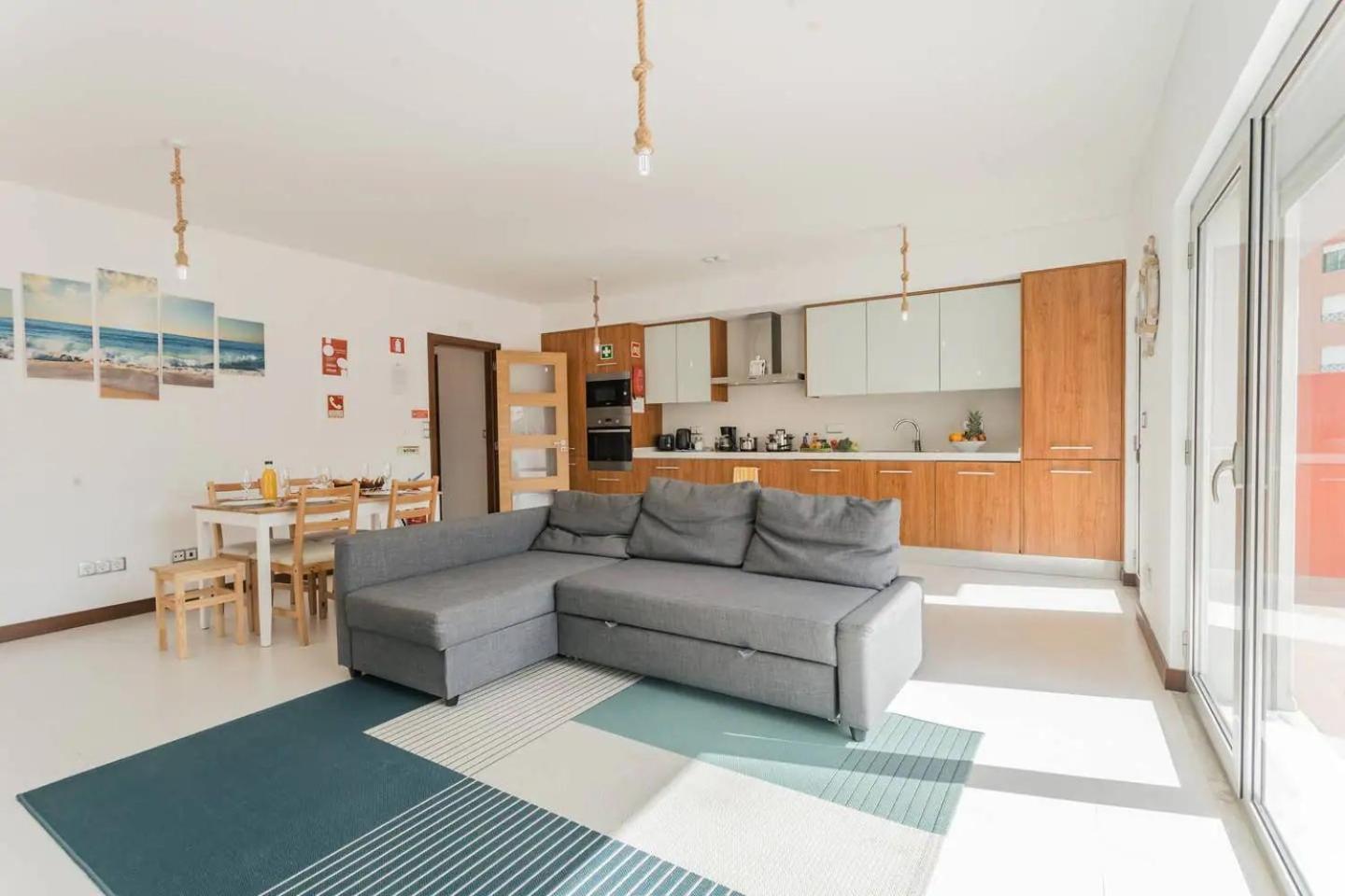 Lovely & New Beach Apartment Atouguia Da Baleia Bagian luar foto